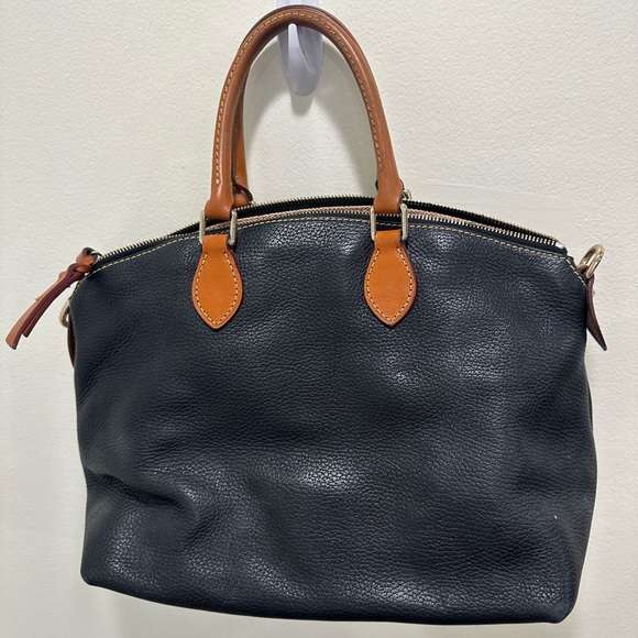 Dooney and Bourke tote bag - Picture 4 of 4